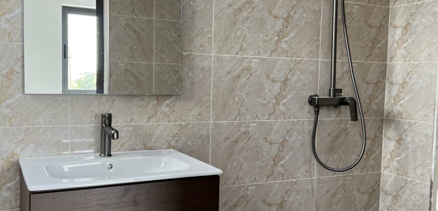 4bedroom house with a boys quarters and Swimming pool at East Legon-school junction For sale