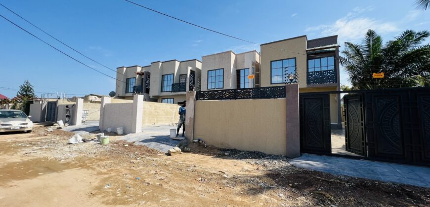 4BEDROOM HOUSE FOR SALE AT SPINTEX , ACCRA GHANA