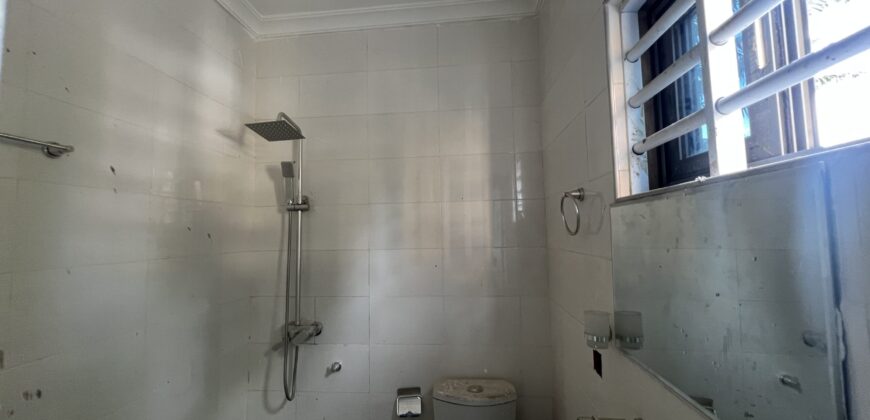 SIMPLE LUXURIOUS 3 BEDROOM HOUSE FOR SALE AT ACCRA-GHANA , BATSONAA SPINTEX