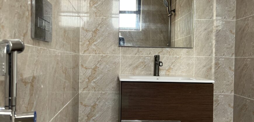 4bedroom house with a boys quarters and Swimming pool at East Legon-school junction For sale