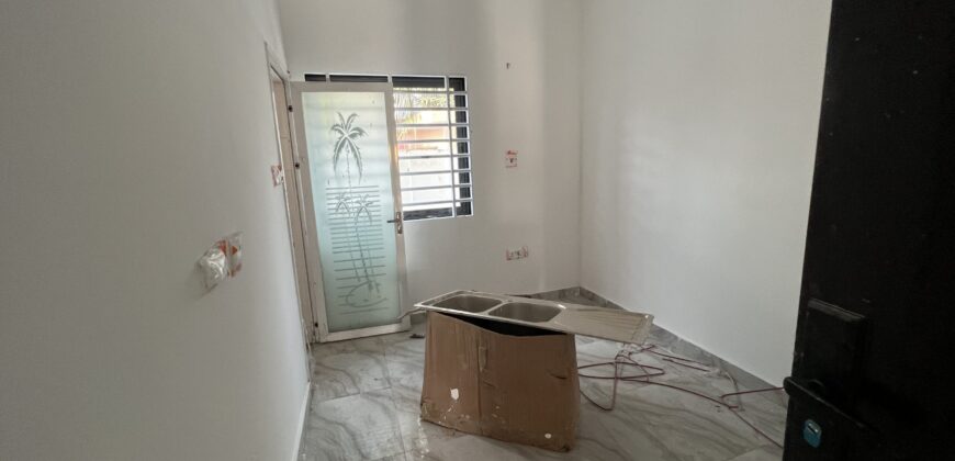 SIMPLE LUXURIOUS 3 BEDROOM HOUSE FOR SALE AT ACCRA-GHANA , BATSONAA SPINTEX