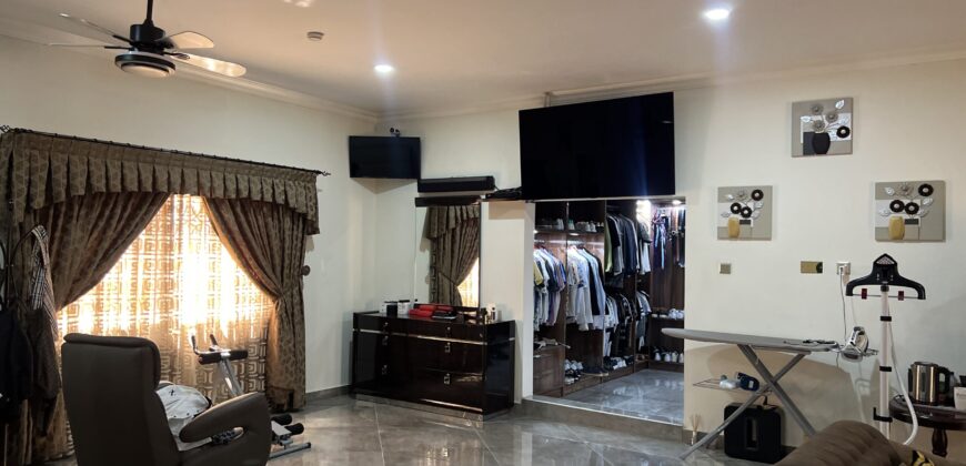 Eight (8) bedroom house  for sale at East Legon kfc  fully furnished