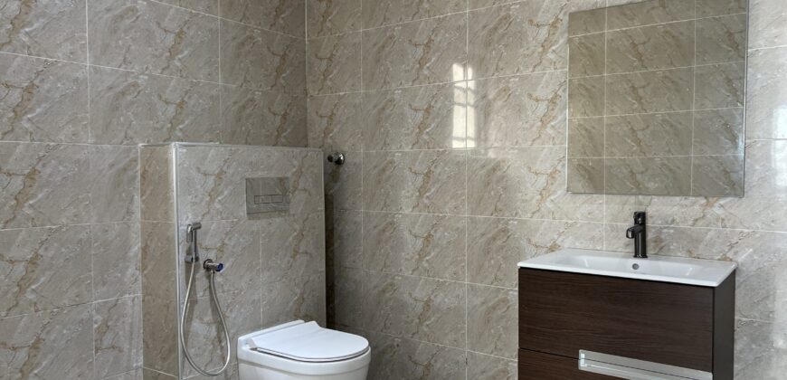 4bedroom house with a boys quarters and Swimming pool at East Legon-school junction For sale