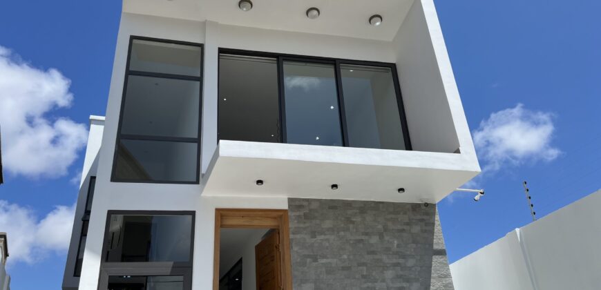 3bedroom ultra modern home  Located at spintex