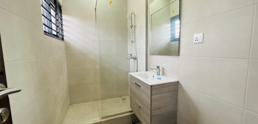 4BEDROOM/STUDY WITH BOYSQUARTERS FOR SALE AT SPINTEX