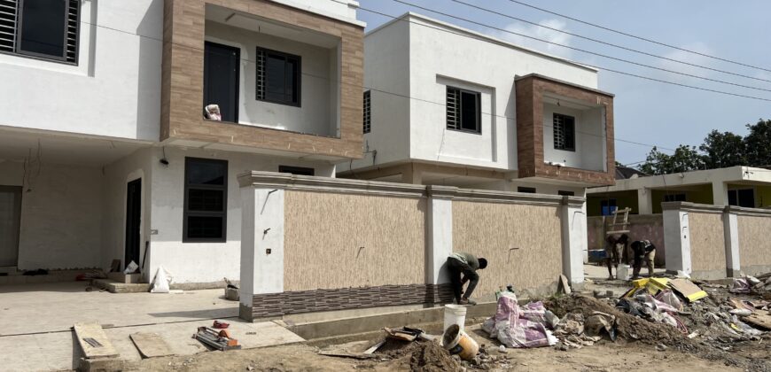 BRAND-NEW 3BEDROOM STOREY BUILDING  FOR SALE AT SPINTEX , ACCRA GHANA