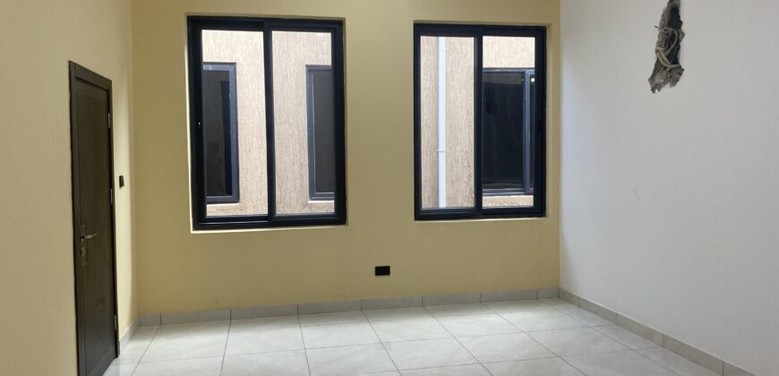 4Bedroom gated community at East Airport