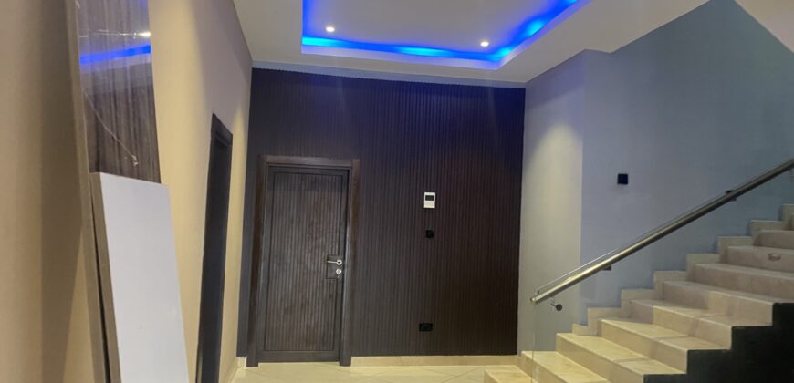 4Bedroom gated community at East Airport