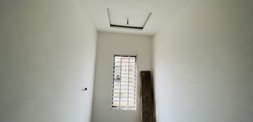 Simple luxurious 3 bedroom house mini gated community for sale at accra-ghana , spintex