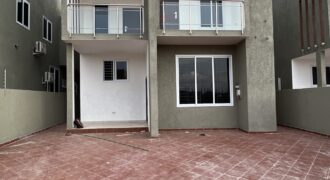 4 bedroom house with BQ for sale at Lakeside