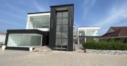 Ultra Modern 4bedroom with swimming pool at East Legon hills