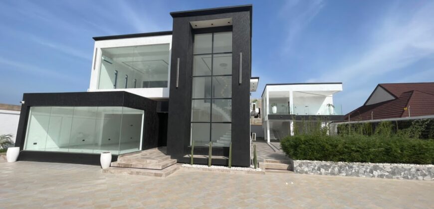 Ultra Modern 4bedroom with swimming pool at East Legon hills