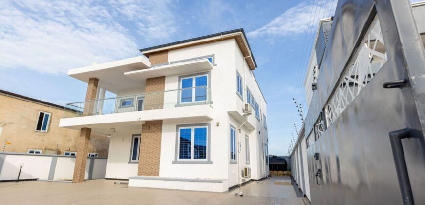 Ultra modern 4 bedroom Storey building at Spintex