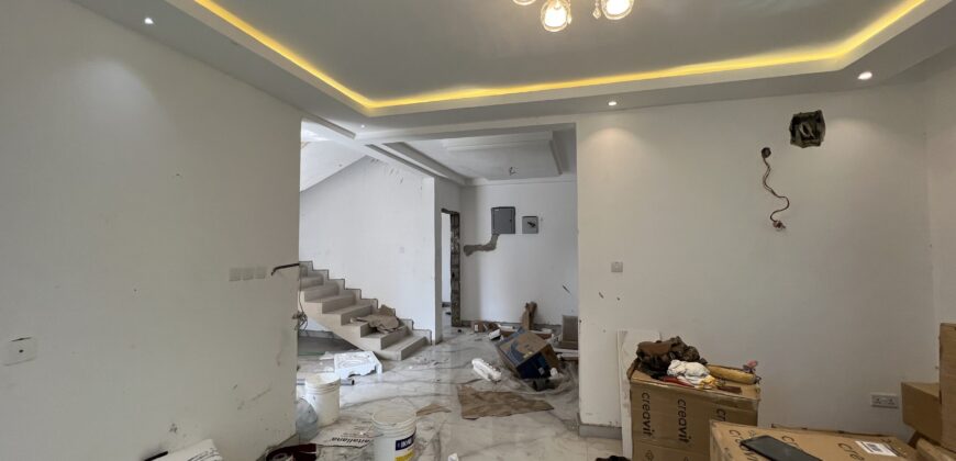 Executive 4 bedroom townhouse in a gated community of 5 with swimming pool at spintex for sale