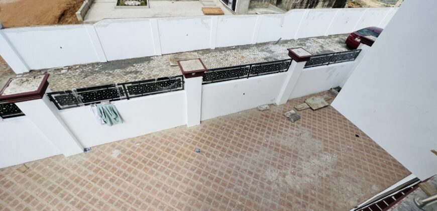 Simple luxurious 3 bedroom house mini gated community for sale at accra-ghana , spintex