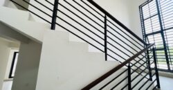 4BEDROOM/STUDY WITH BOYSQUARTERS FOR SALE AT SPINTEX