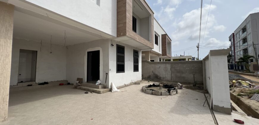 BRAND-NEW 3BEDROOM STOREY BUILDING  FOR SALE AT SPINTEX , ACCRA GHANA