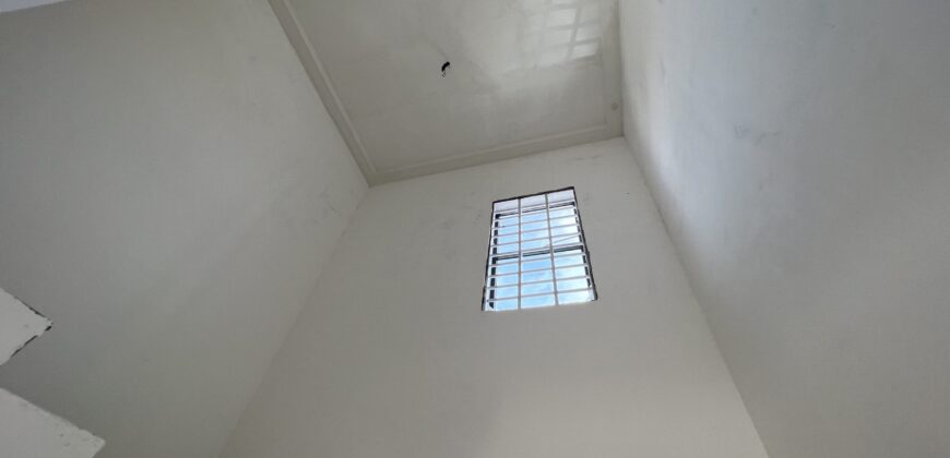 BRAND-NEW 3BEDROOM STOREY BUILDING  FOR SALE AT SPINTEX , ACCRA GHANA