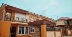 Newly built 4 bedroom houses for sale at Achimota Mile 7