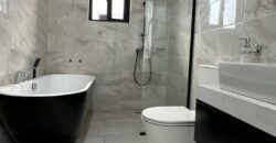 4 bedroom for sale at Lakeside