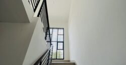 4BEDROOM/STUDY WITH BOYSQUARTERS FOR SALE AT SPINTEX