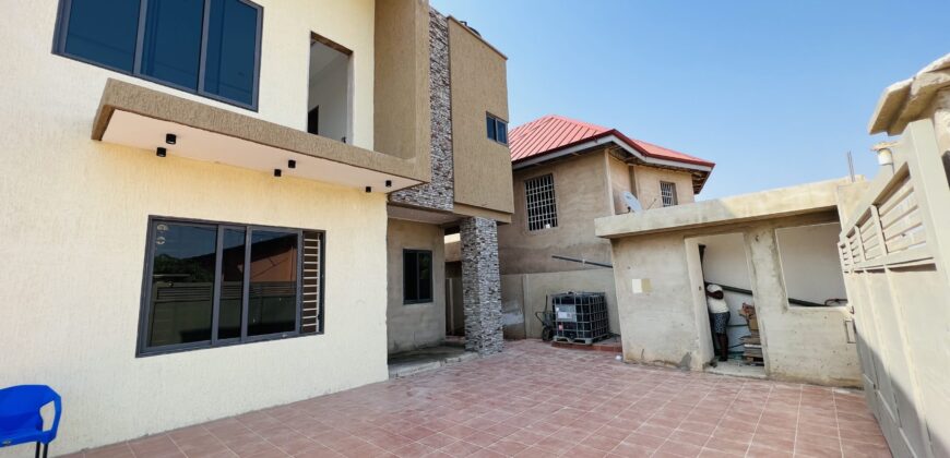 Luxurious 4 bedroom house with Terrace and security post for sale at spintex