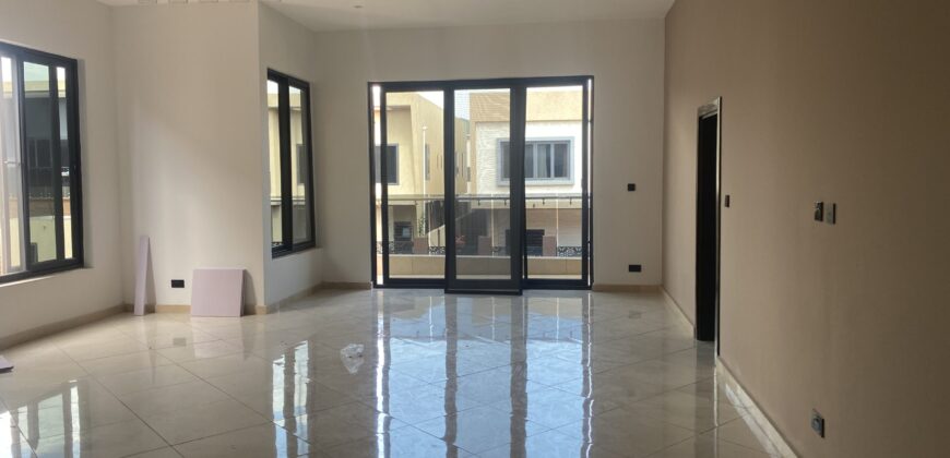 4Bedroom gated community at East Airport