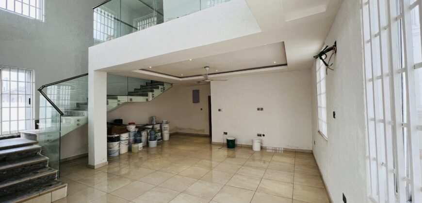 Executive 3 bedroom house with boys quarters for sale at Tseaddo