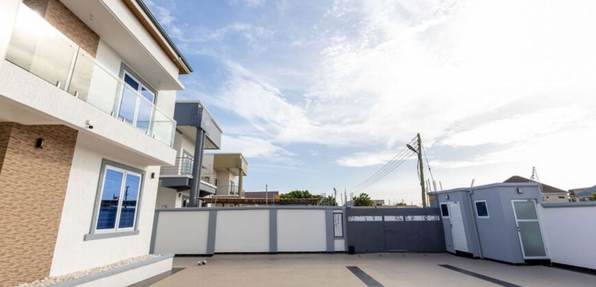 Ultra modern 4 bedroom Storey building at Spintex