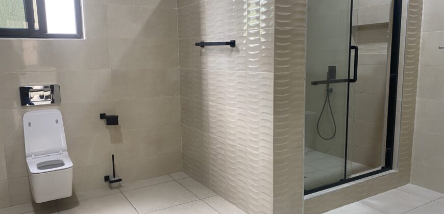 4Bedroom gated community at East Airport