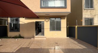 3 bedroom house for sale at Lakeside