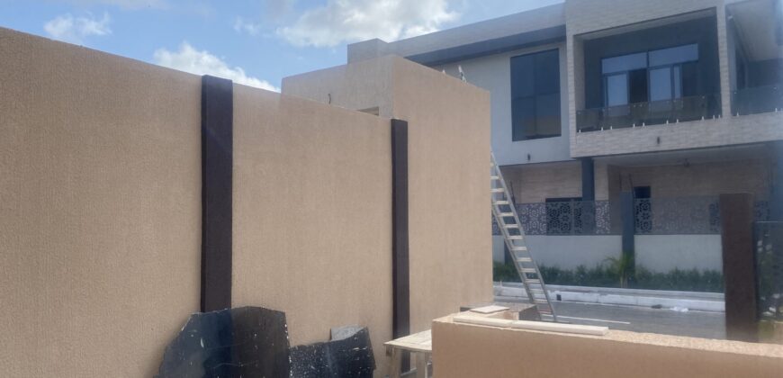 4Bedroom gated community at East Airport