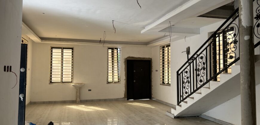 4BEDROOM WITH BOYS QUARTERS & MINI GATED COMMUNITY HOUSE FOR SALE AT SPINTEX