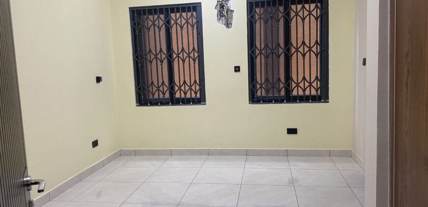 4Bedroom gated community at East Airport