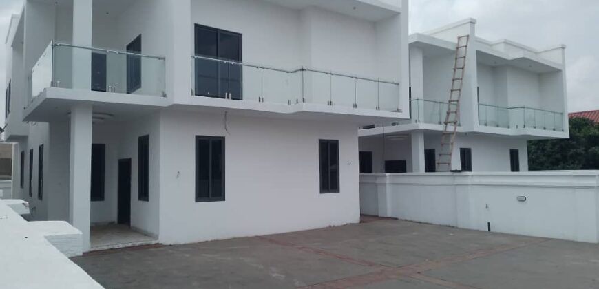 Executive 4 bedroom house for sale at East Legon- Adjiringanor