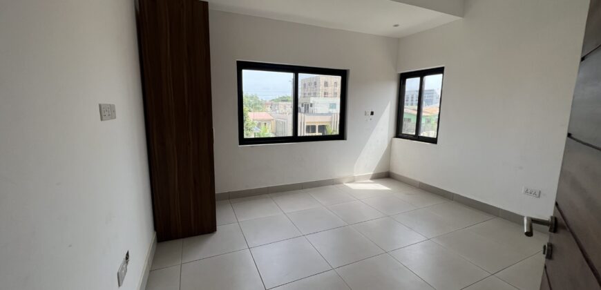 4BEDROOM/STUDY WITH BOYSQUARTERS FOR SALE AT SPINTEX