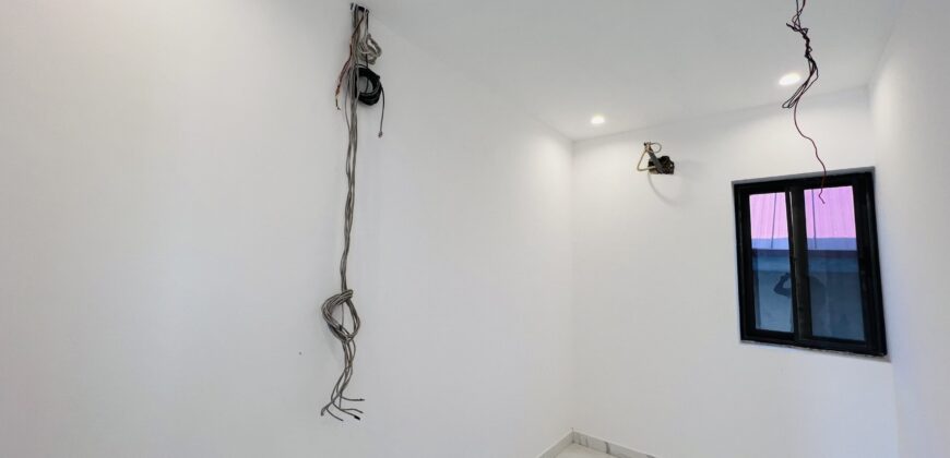 Luxurious 4 bedroom house with Terrace and security post for sale at spintex