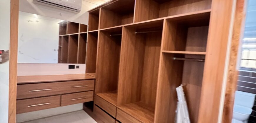 3 bedroom Furnished House Jacuzzi 1 Bq with a Selling NOW