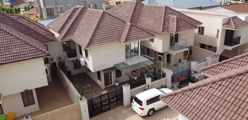 4BEDROOM WITH BOYS QUARTERS & MINI GATED COMMUNITY HOUSE FOR SALE AT SPINTEX