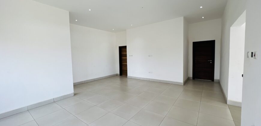 4BEDROOM/STUDY WITH BOYSQUARTERS FOR SALE AT SPINTEX