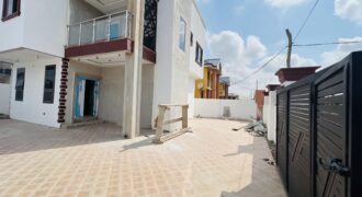 Simple luxurious 3 bedroom house mini gated community for sale at accra-ghana , spintex