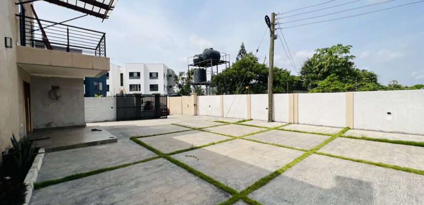 4BEDROOM/STUDY WITH BOYSQUARTERS FOR SALE AT SPINTEX