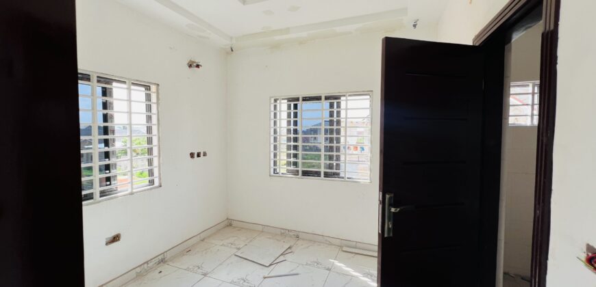 Simple luxurious 3 bedroom house mini gated community for sale at accra-ghana , spintex