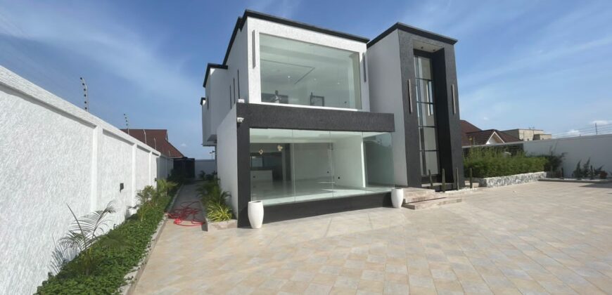Ultra Modern 4bedroom with swimming pool at East Legon hills