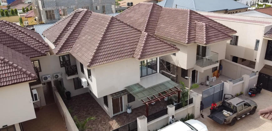 4BEDROOM WITH BOYS QUARTERS & MINI GATED COMMUNITY HOUSE FOR SALE AT SPINTEX