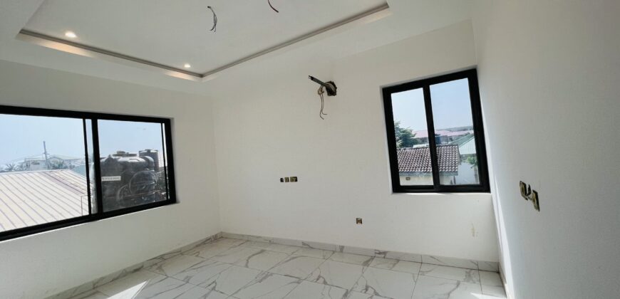 Luxurious 4 bedroom house with Terrace and security post for sale at spintex