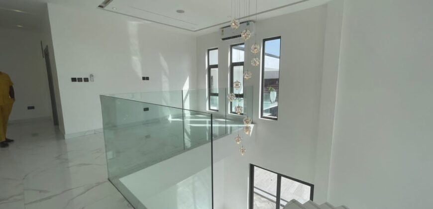 Ultra Modern 4bedroom with swimming pool at East Legon hills