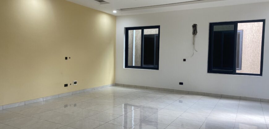 4Bedroom gated community at East Airport