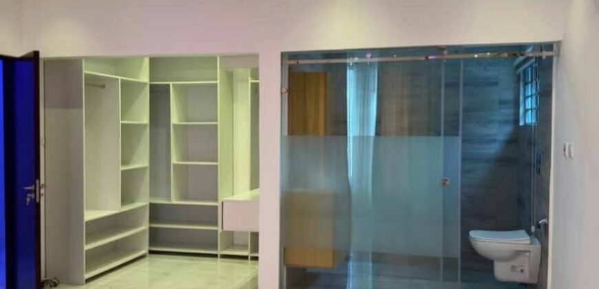 Executive 3 bedroom house for sale at New Legon