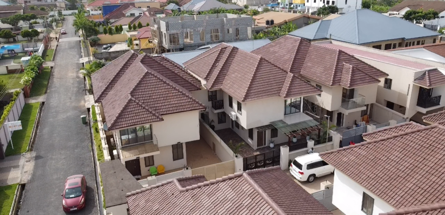 4BEDROOM WITH BOYS QUARTERS & MINI GATED COMMUNITY HOUSE FOR SALE AT SPINTEX